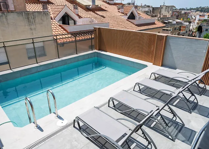 Mefolinkel Suits Λορέτ Ντε Μαρ