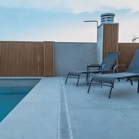 Hotel Mefolinkel Suits *