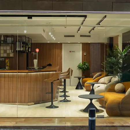 Mefolinkel Suits * Lloret de Mar