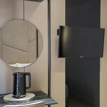 Mefolinkel Suits Готель *